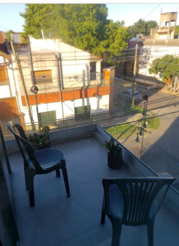 Luminoso Y Comfortable Monoambientea 25 Minutos De Ezeiza Remedios de Escalada Ngoại thất bức ảnh